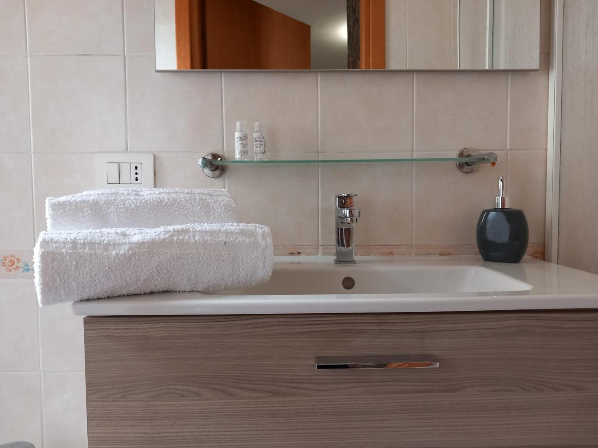 Baaria Porto Rooms Мілаццо Екстер'єр фото